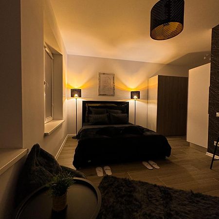 Appartement Elegant Escape à Belu Extérieur photo
