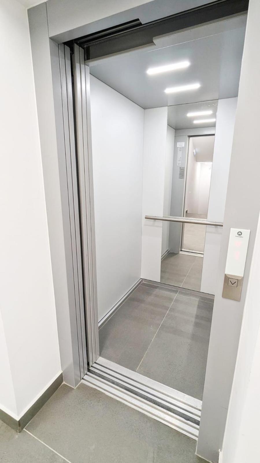 Appartement Elegant Escape à Belu Extérieur photo